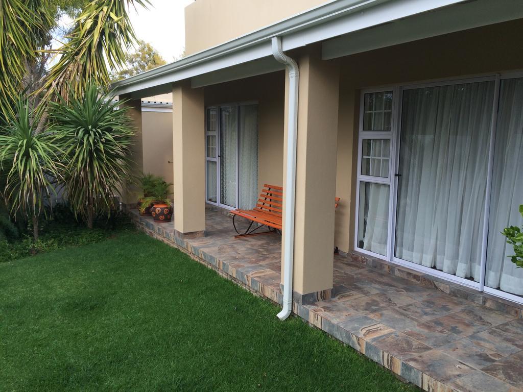 Van Biljon Cottage No Loadshedding Oudtshoorn Eksteriør billede